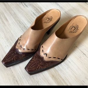 Charlie 1 Horse by Lucchese 7.5 Booties